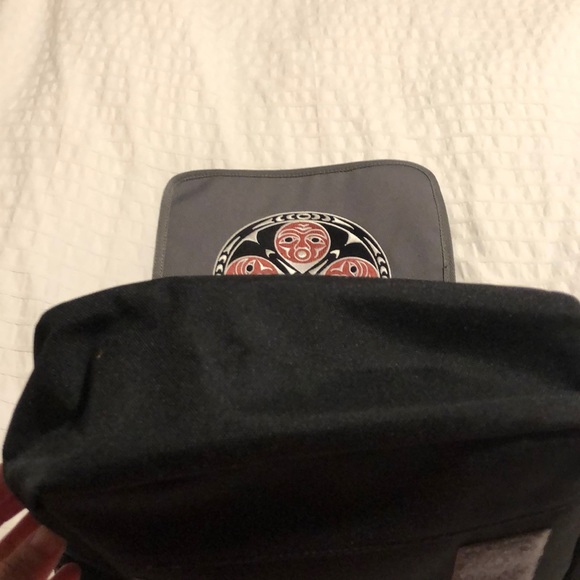 Messenger Bag - Picture 6 of 7